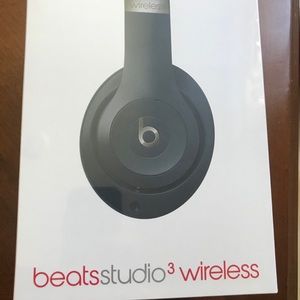 Brand New Beats Studio 3 Wireless Headphones